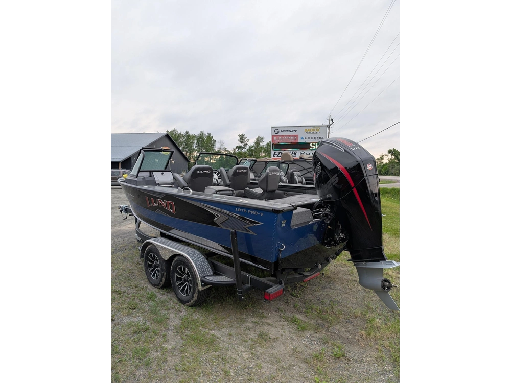 2026 Lund Boat Co 1975 Pro V Sport alt