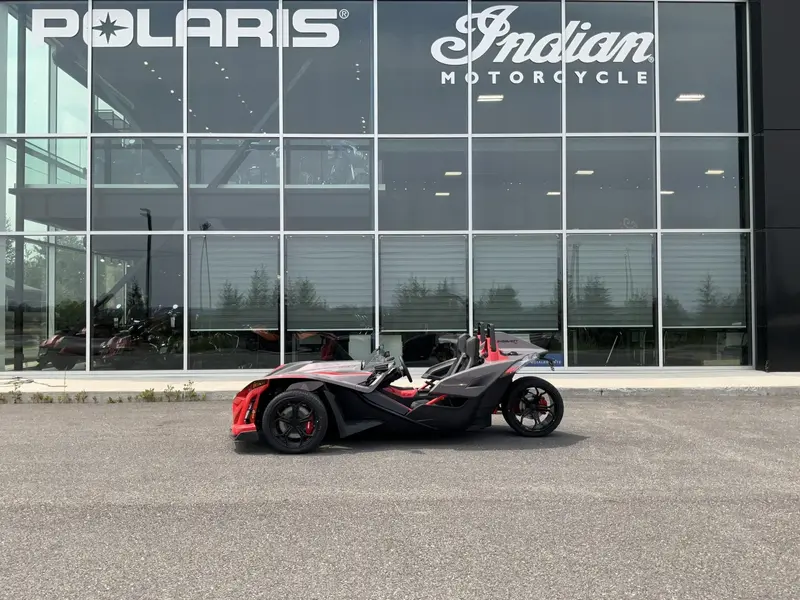 Slingshot R - Autodrive 2026