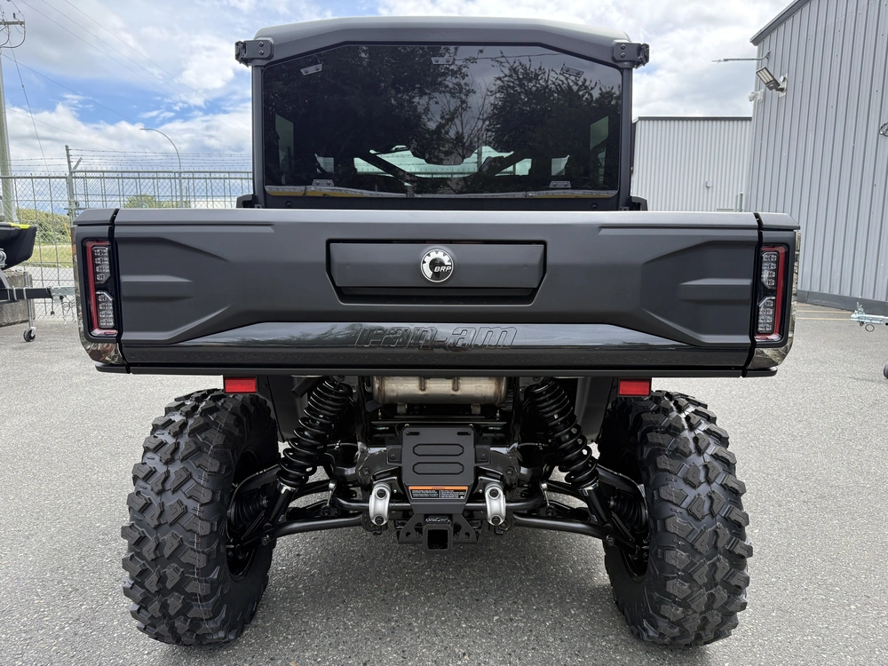 2026 Can-am Defender Max Limited Cab Hd11 alt