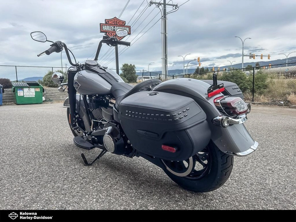 2026 Harley-davidson Flhc - Heritage Classic alt