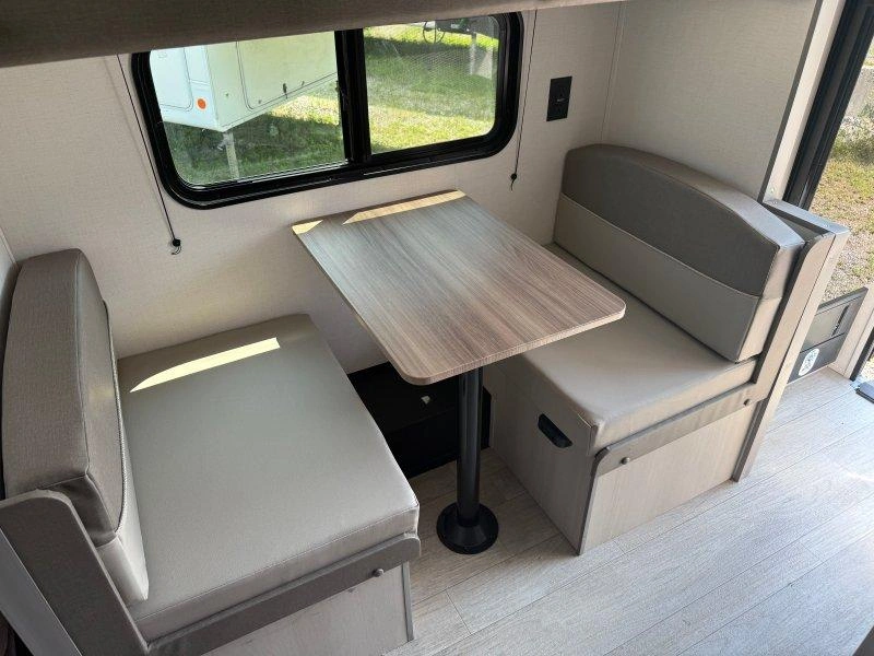Coachmen Catalina 134rex 2027 alt