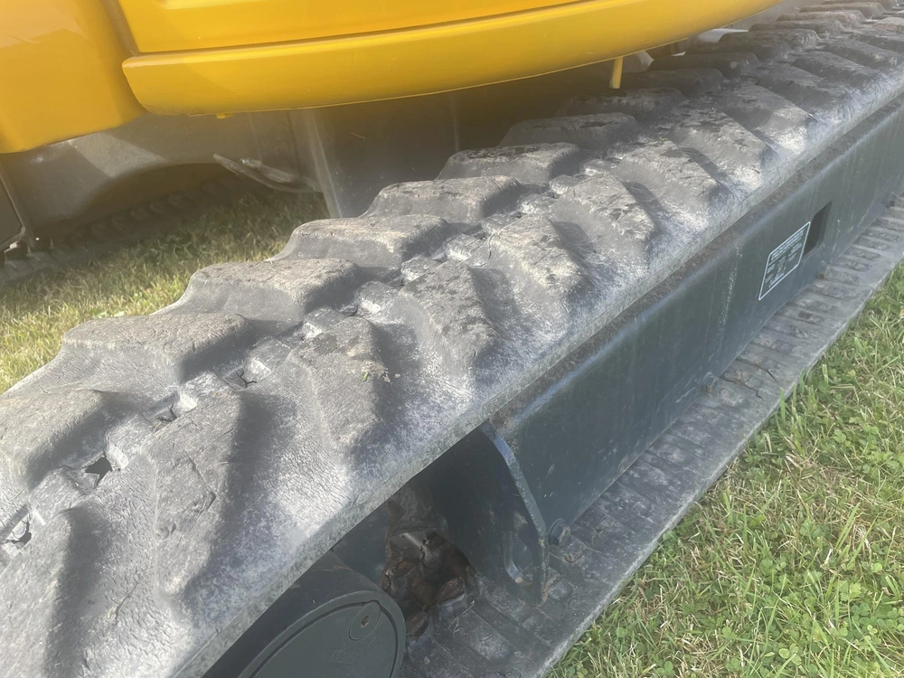 2016 John Deere 35g alt