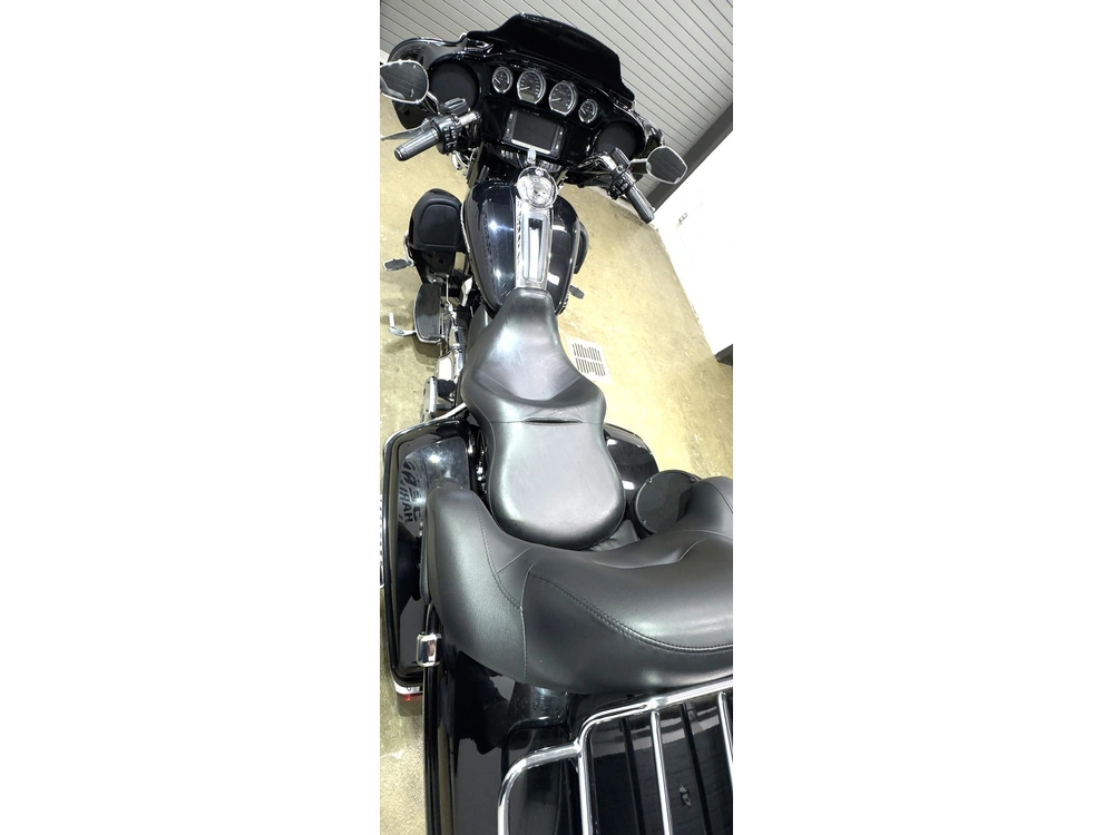 Harley-Davidson ELECTRA GLIDE ULTRA LTD 2015 — photo 6