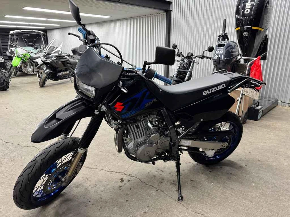 2025 Suzuki Dr 650 Se alt