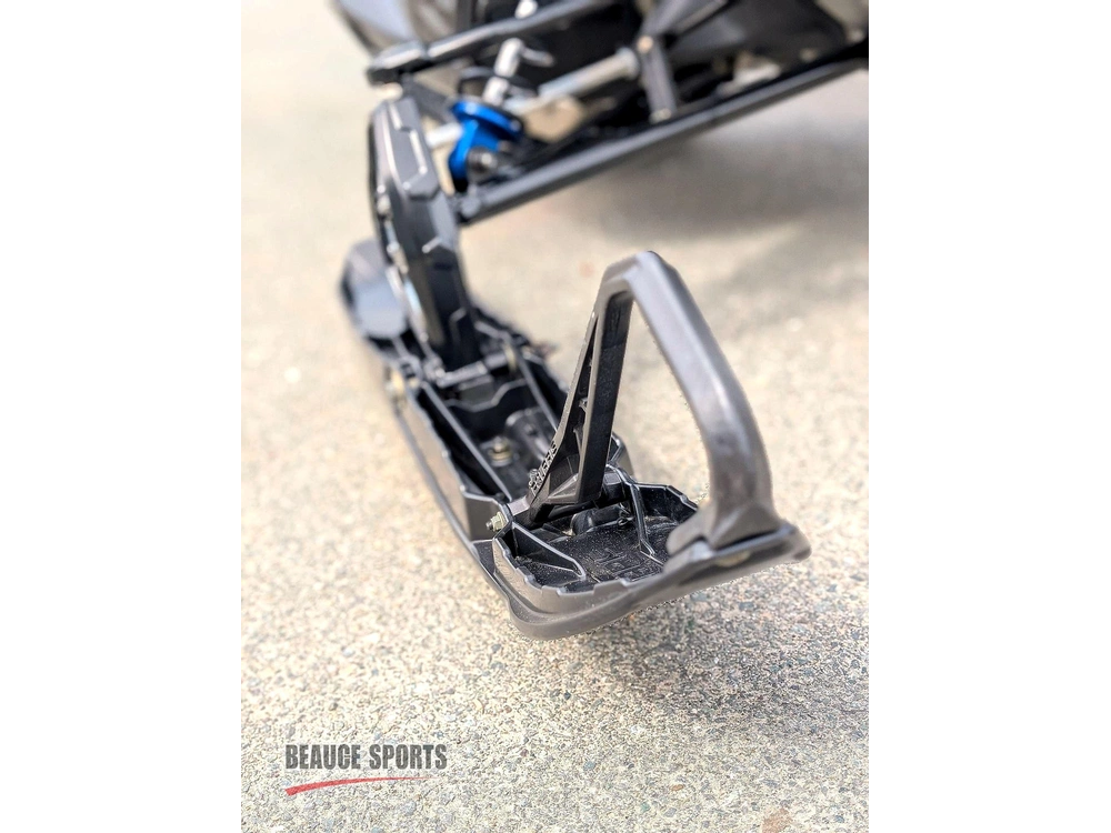2026 Polaris Sno-26 9r Indy Xcr 137 🎯 Motoneige Performance Trail Cloutée Mint Garantie Écran 7s Suspension Pro Prête Saison 🟢 alt