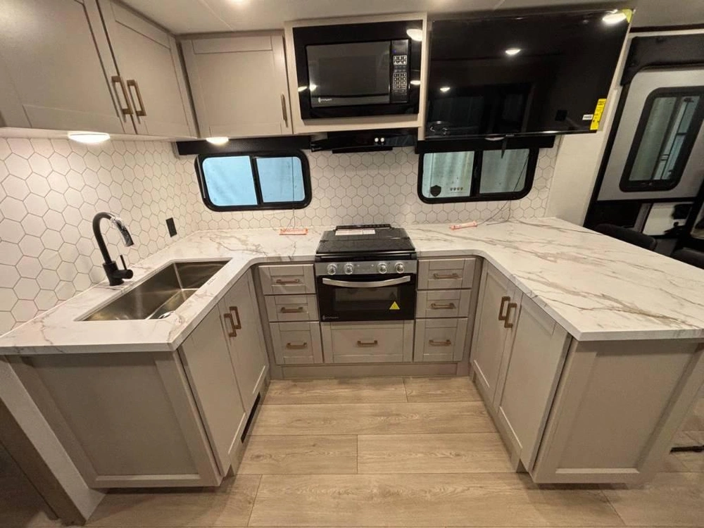 Jayco Jay Feather 25bh 2027 alt