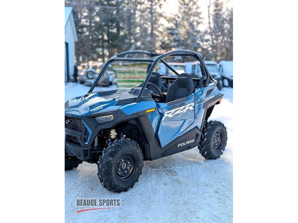 Polaris Rzr Trail Sport - Zenith Blue 900 | 🌍 Concurrents : Maverick Trail / Talon 1000 🌍 | 2026 alt