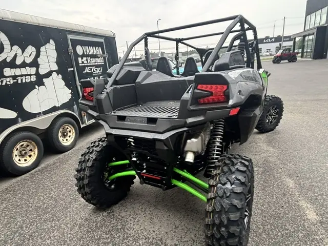 2027 Kawasaki TERYX KRX4 1000 TR TERYX KRX4 1000 TRAIL 4 PLACES KRX