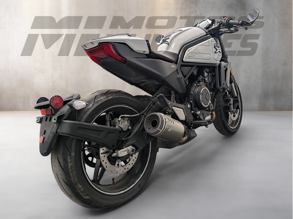2023 Cfmoto 700cl-x Sport alt