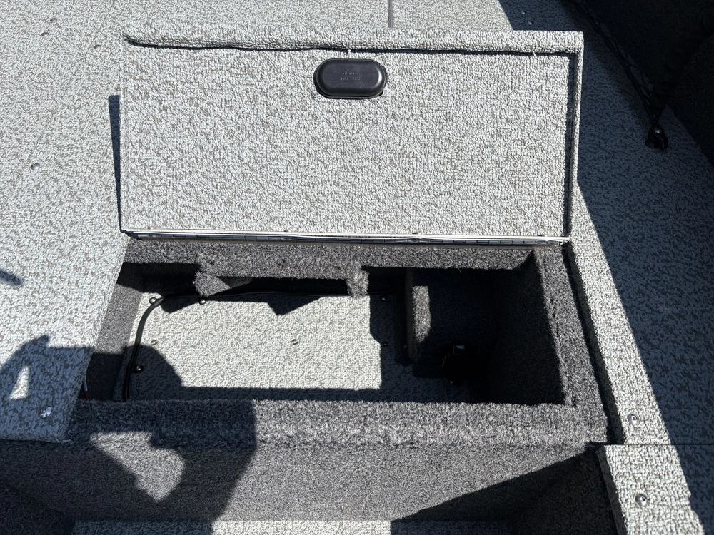 2026 Crestliner 1850 Pro Tiller alt