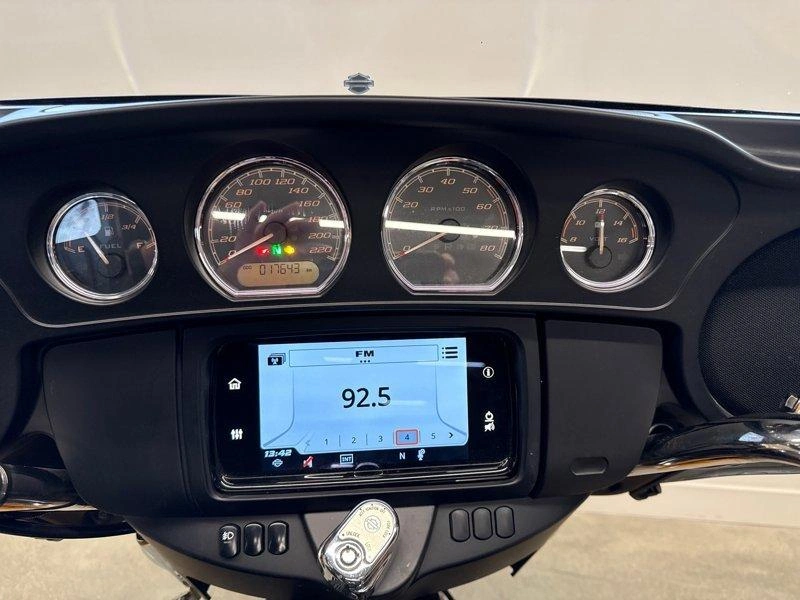 2023 Harley-davidson Trike Flhtcutg - Tri Glide Ultra Classic alt
