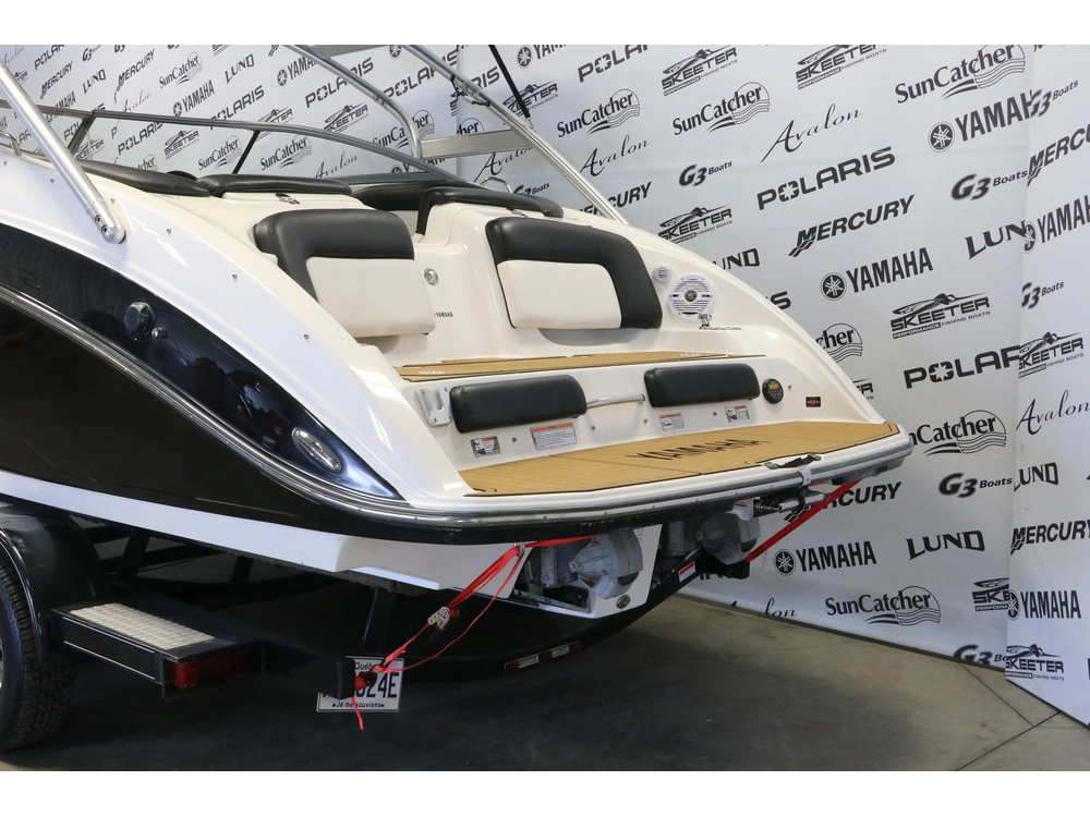 Yamaha 242 Ltd S 2011 alt