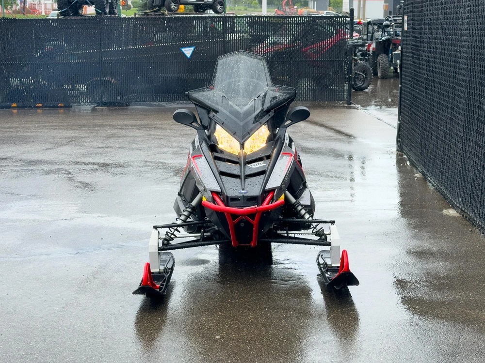 2025 Polaris Lxt 550 alt