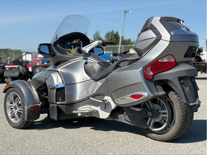 Can-Am SPYDER RTS 2011