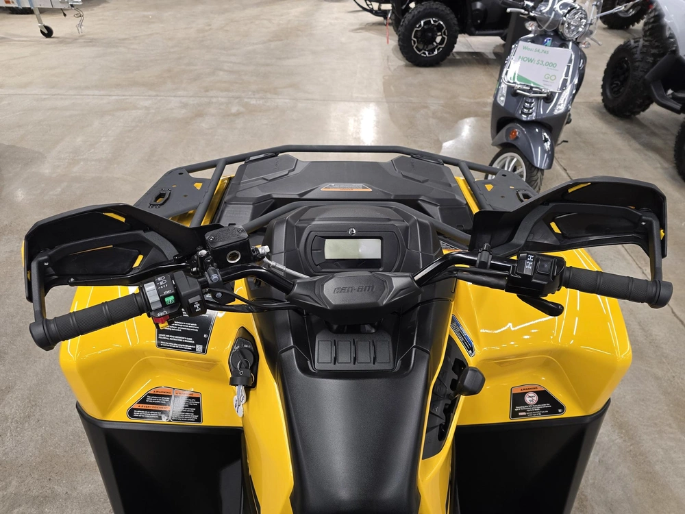 2024 Brp Outlander Xt 700 alt