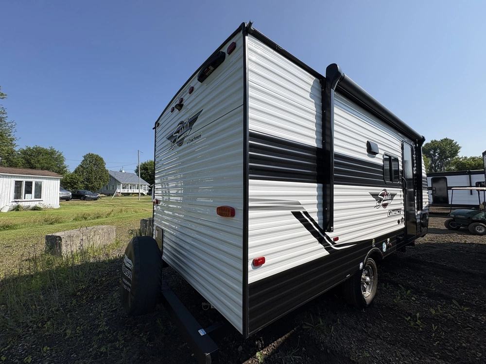 2024 Coachmen Shasta 18 Bh alt