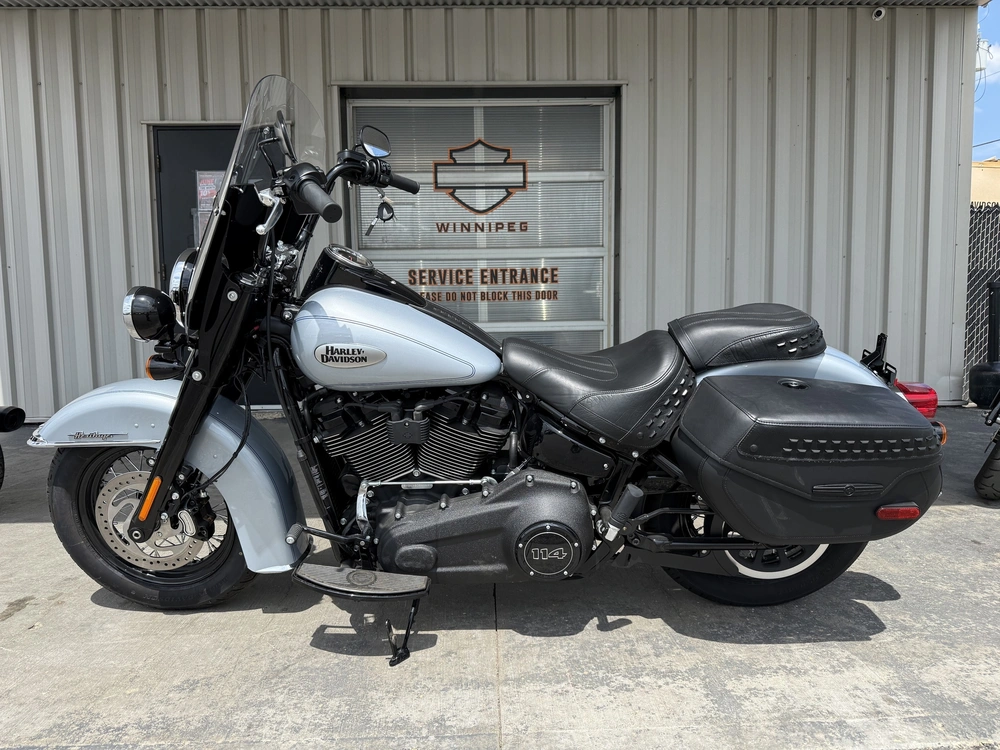2024 Harley-davidson Flhcs - Heritage Classic *new Bike. Clearance Price.* alt