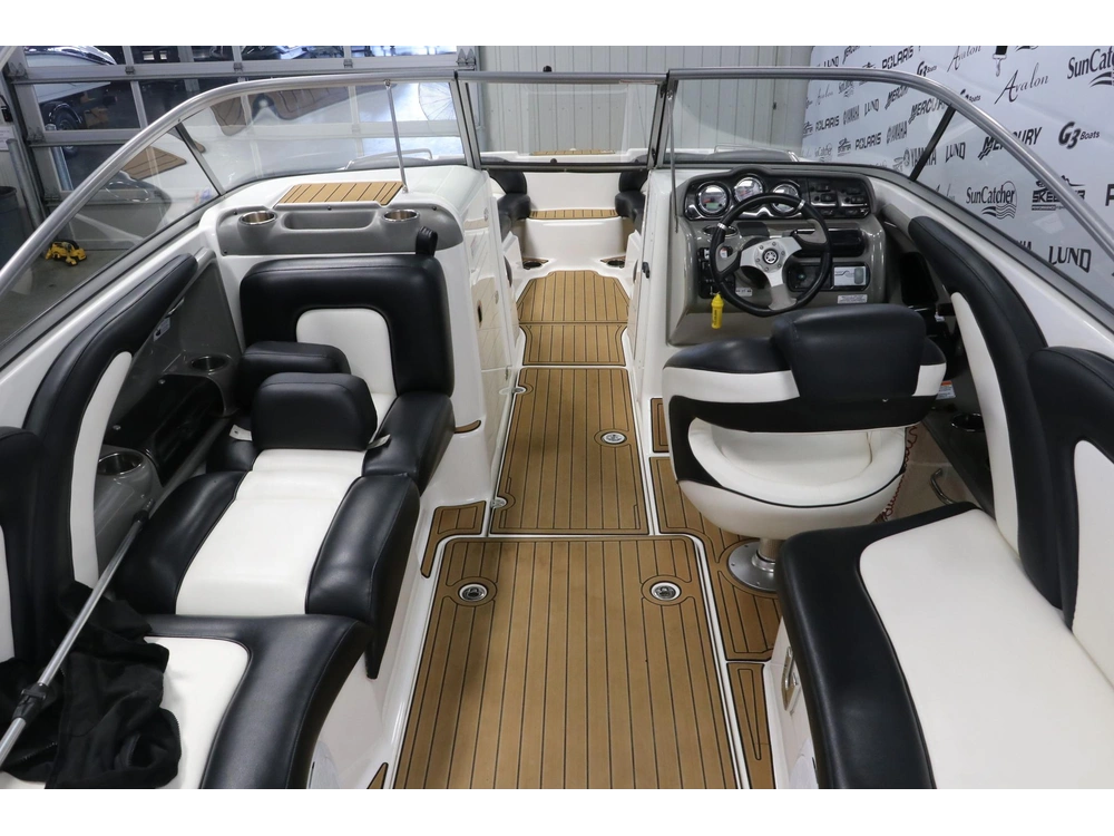 Yamaha 242 Ltd S 2011 alt