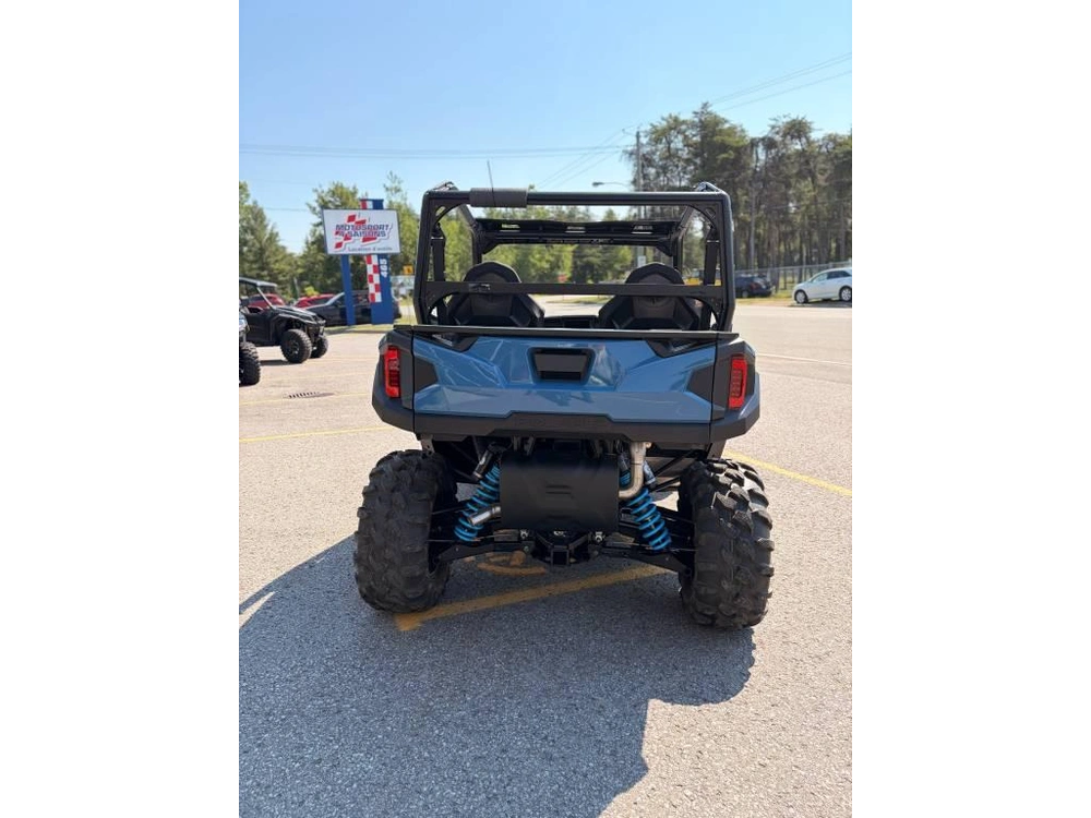Polaris General 1000 Premium 2026 alt