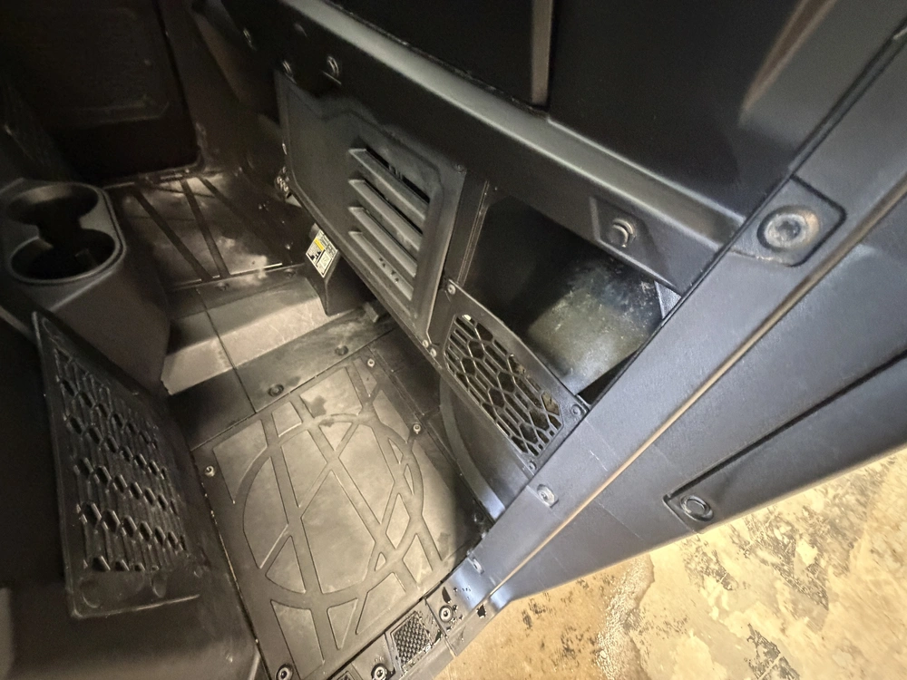 2025 Polaris Ranger 570 Ns With Plow Warranty 10/22/2026 alt