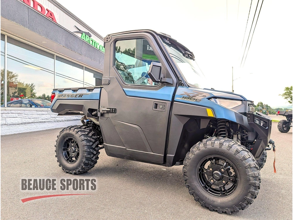 2025 Polaris Ranger Xp 1000 Premium Blue Labyrinth 🎯 Utv Travail Premium Defender Hd9 Commander Xt Mule Pro Faible Kilométrage Polyvalent 🟢 alt