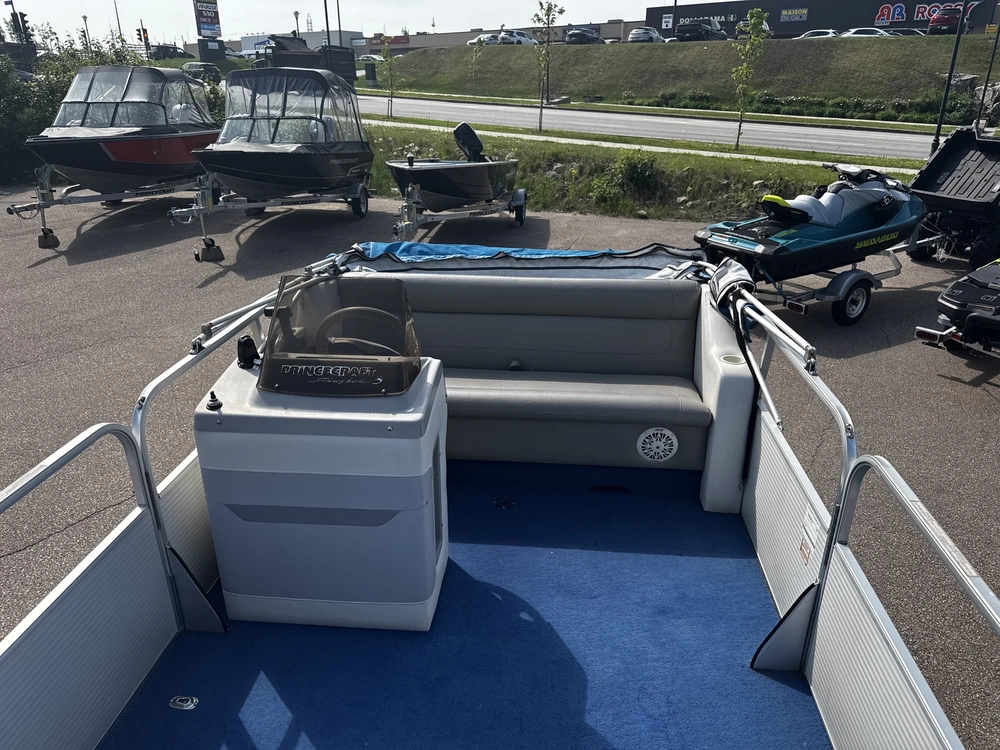 1996 Princecraft Vectra 16 / Honda 20hp 2010 alt