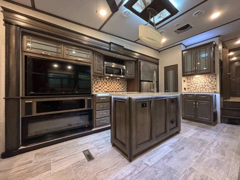 Keystone Rv Montana 3120rl 2019 alt