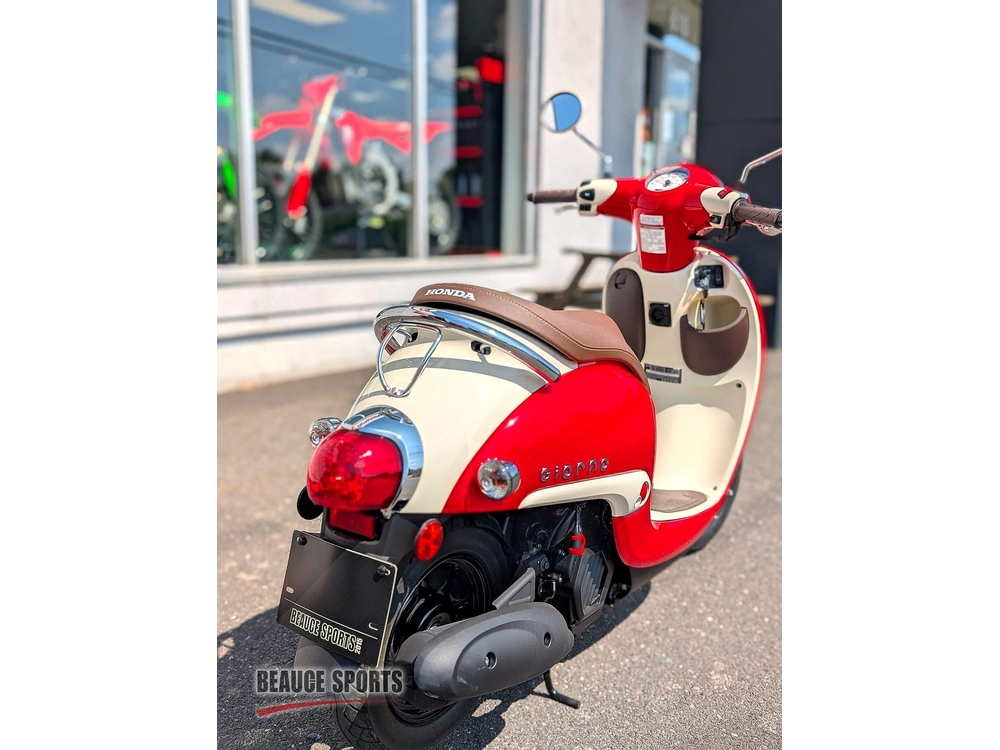 Honda Giorno Ncw50s | 🌍 Rival Piaggio Typhoon 50, Vespa Primavera 50 & Yamaha Jog 🌍 2025 alt