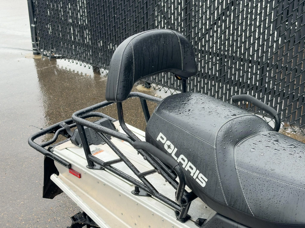2025 Polaris Lxt 550 alt