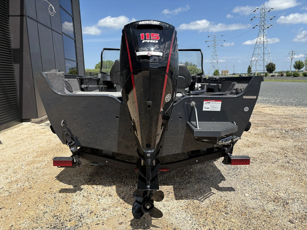 2025 Crestliner 1750 Hawk Wt Jumpseat - Gun Metal alt