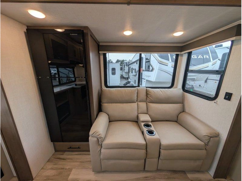 Keystone Rv Cougar 2100ml 2027 alt