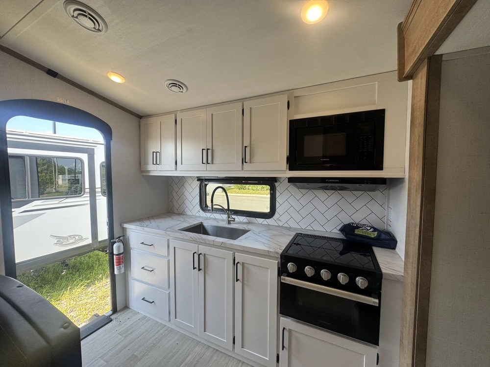 Keystone Rv Arcadia 21srk 2024 alt