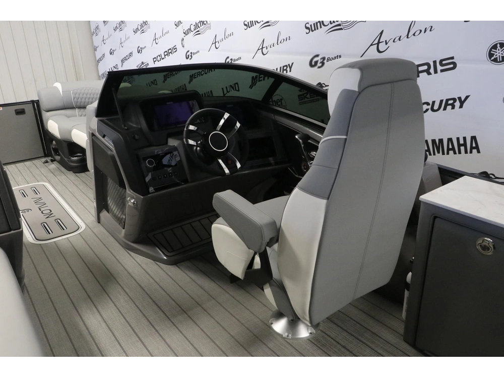 Avalon Excalibur Ltd 2585 Flw + Mercury 300xl Racing 2026 alt