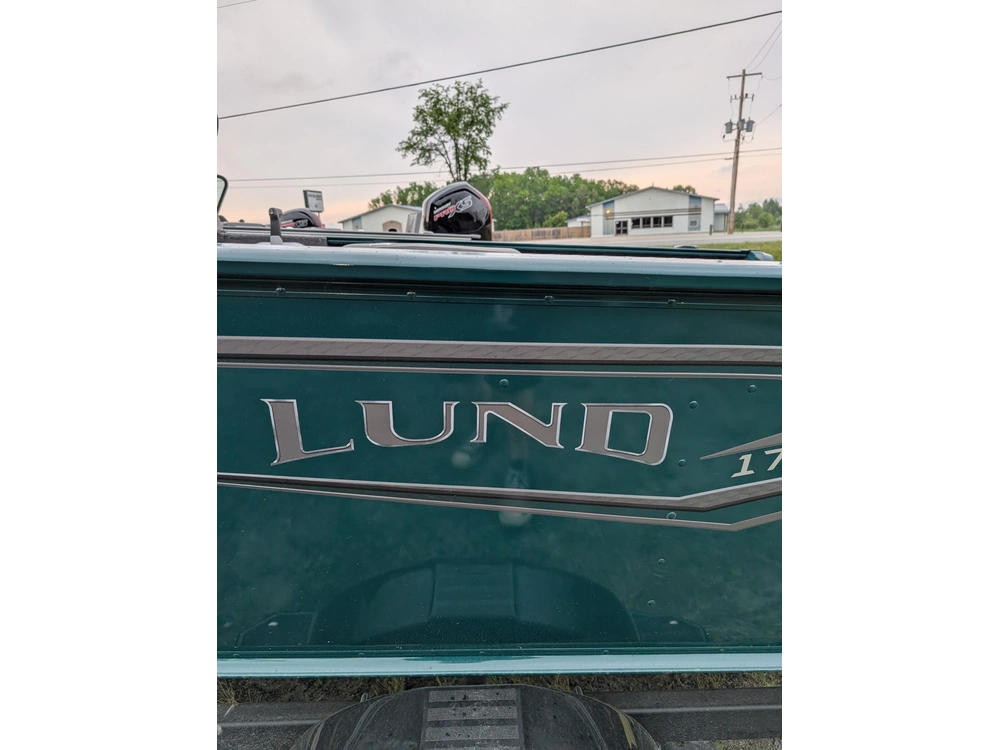 2026 Lund Boat Co 1775 Adventure Sport alt