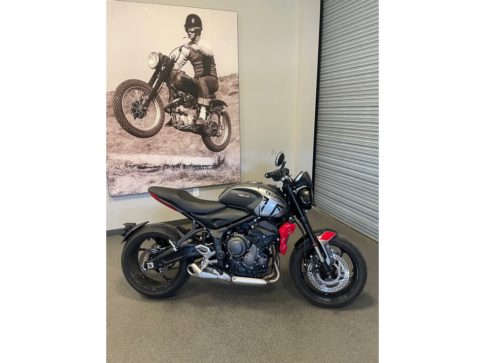 2022 Triumph Trident 660 alt