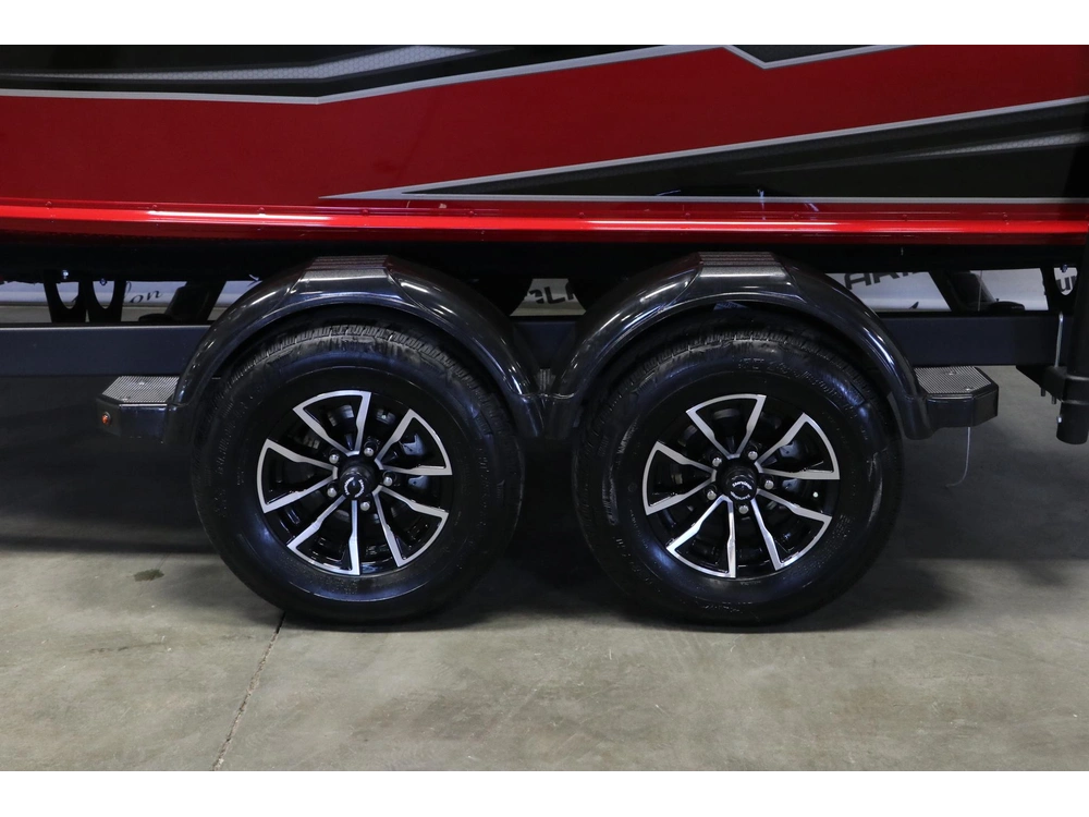Lund 1875 Crossover Xs + Mercury 175 Hp & Remorque 2026 alt