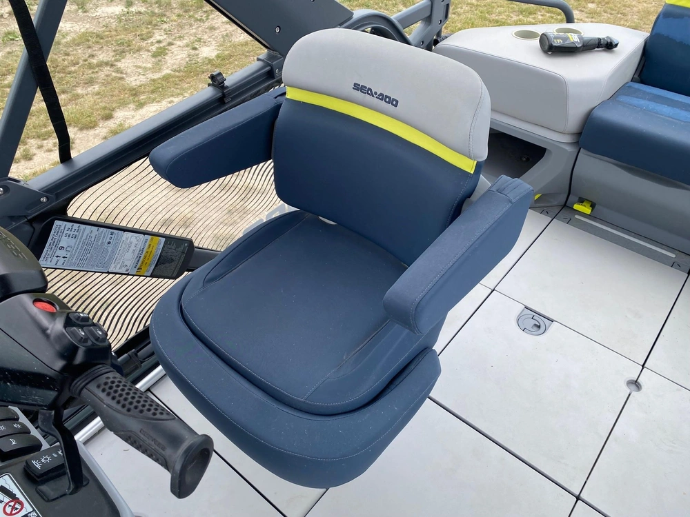 2025 Sea-doo/brp Seadoo Switch 21' Limited 230hp alt