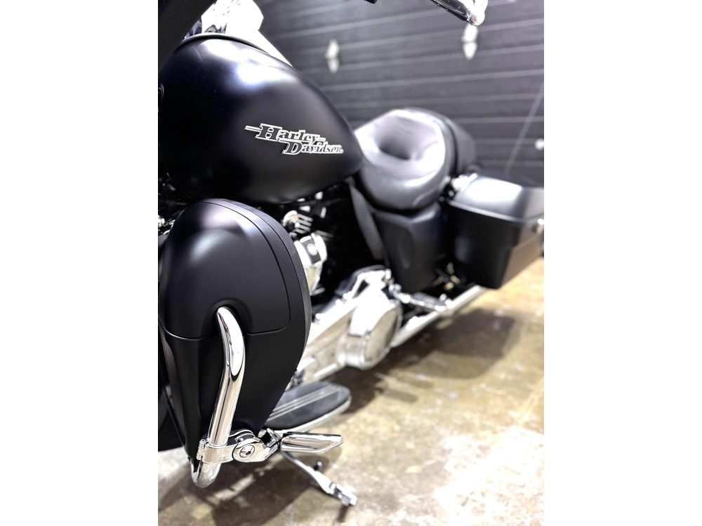 Harley-davidson Street Glide Flhx 2020 alt