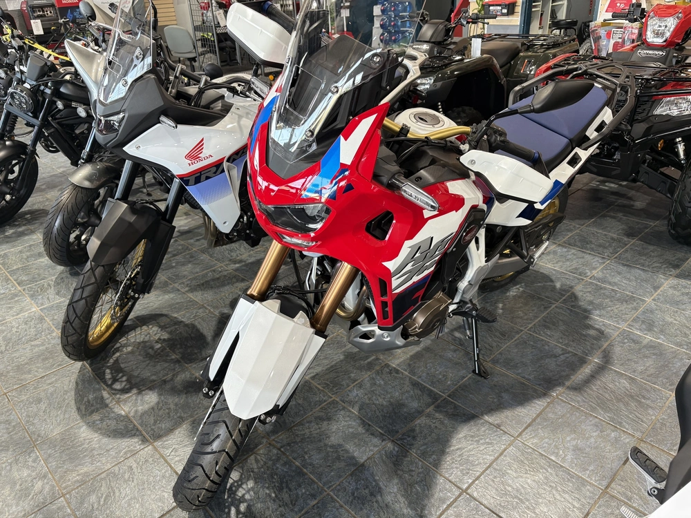 2026 Honda Crf11004dt alt