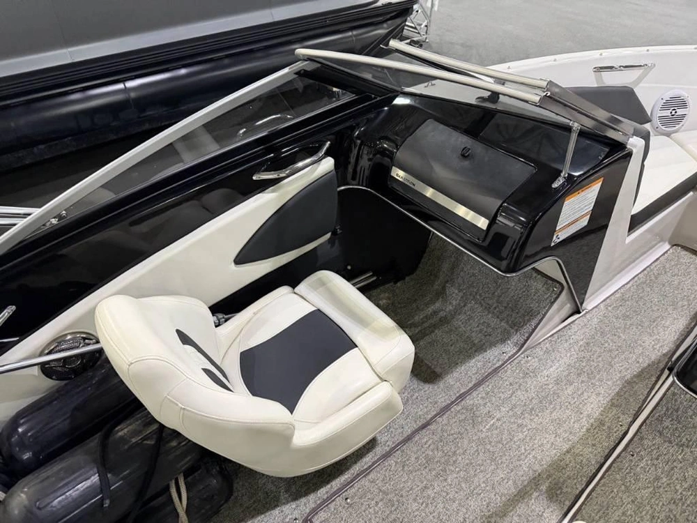 2014 Glastron 187 Gt alt