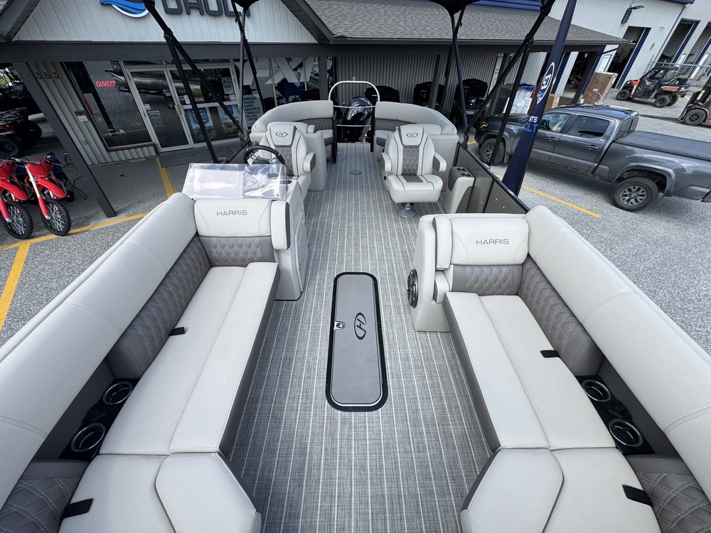 2022 Harris Sunliner 230 alt