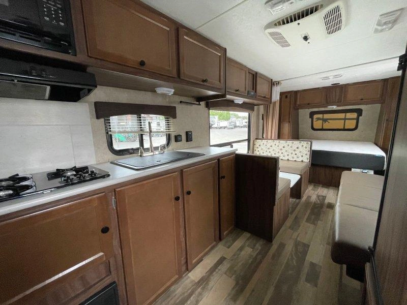 Coachmen Clipper 21fq 2019 alt
