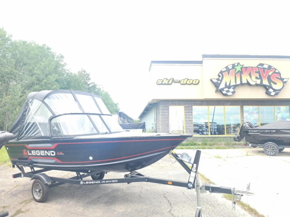 2026 Legend Boats R15 alt