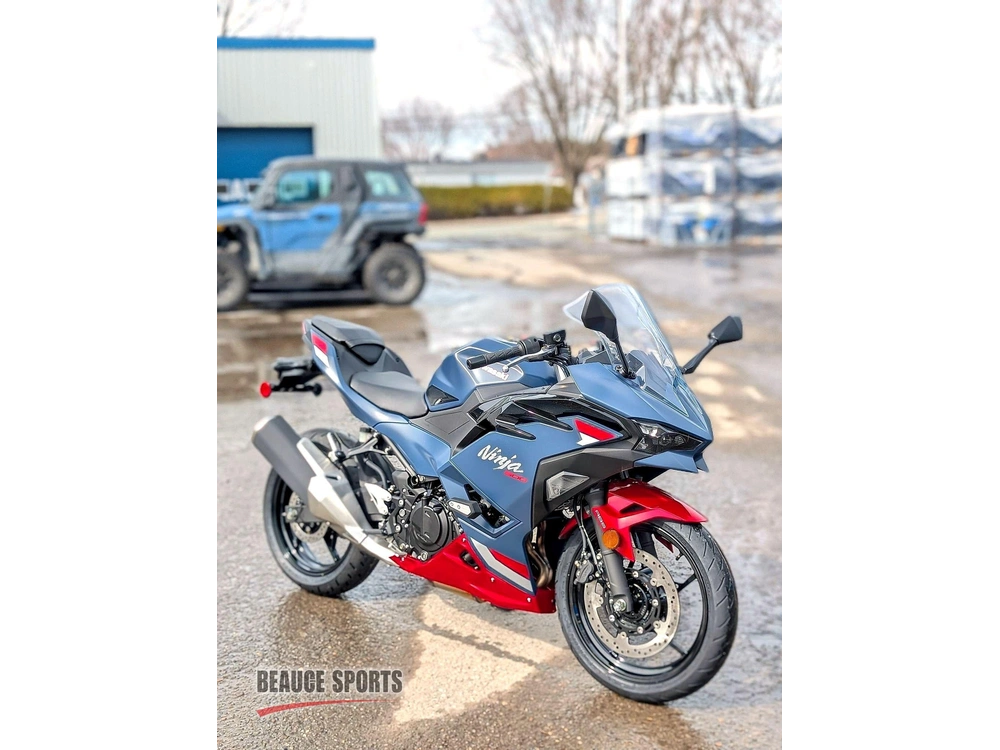 Kawasaki Ninja 500 Se Bleu 🎯 Sport 500cc A2 Débutant Comparatif R3 Cbr500 Performance 🟢 2026 alt