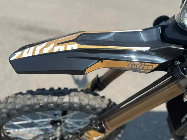 Surron ULTRA BEE HP 100% ÉLECTRIQUE 2026