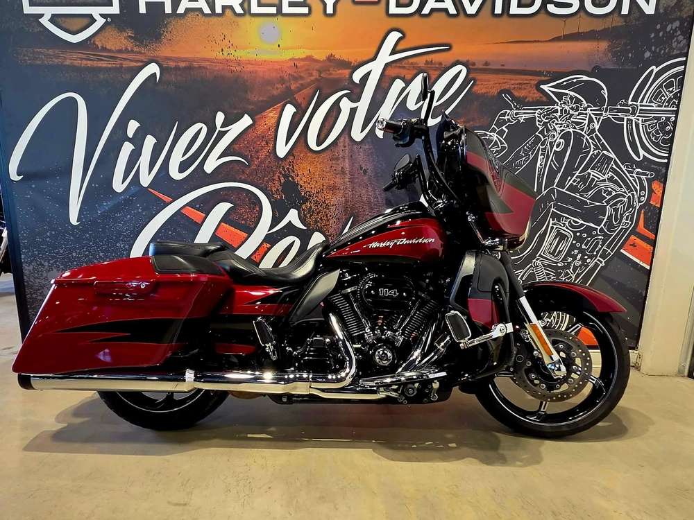 Harley-davidson Cvo Street Glide Flhxse 2017 alt