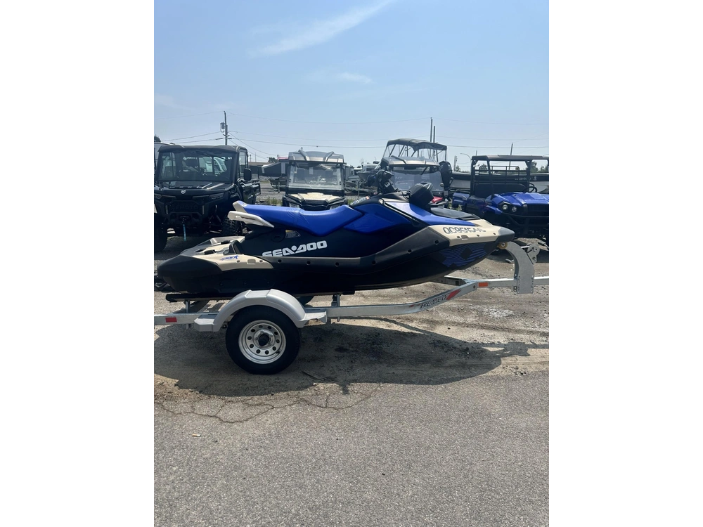 Sea-doo Spark Trixx Audio 3up 2025 alt