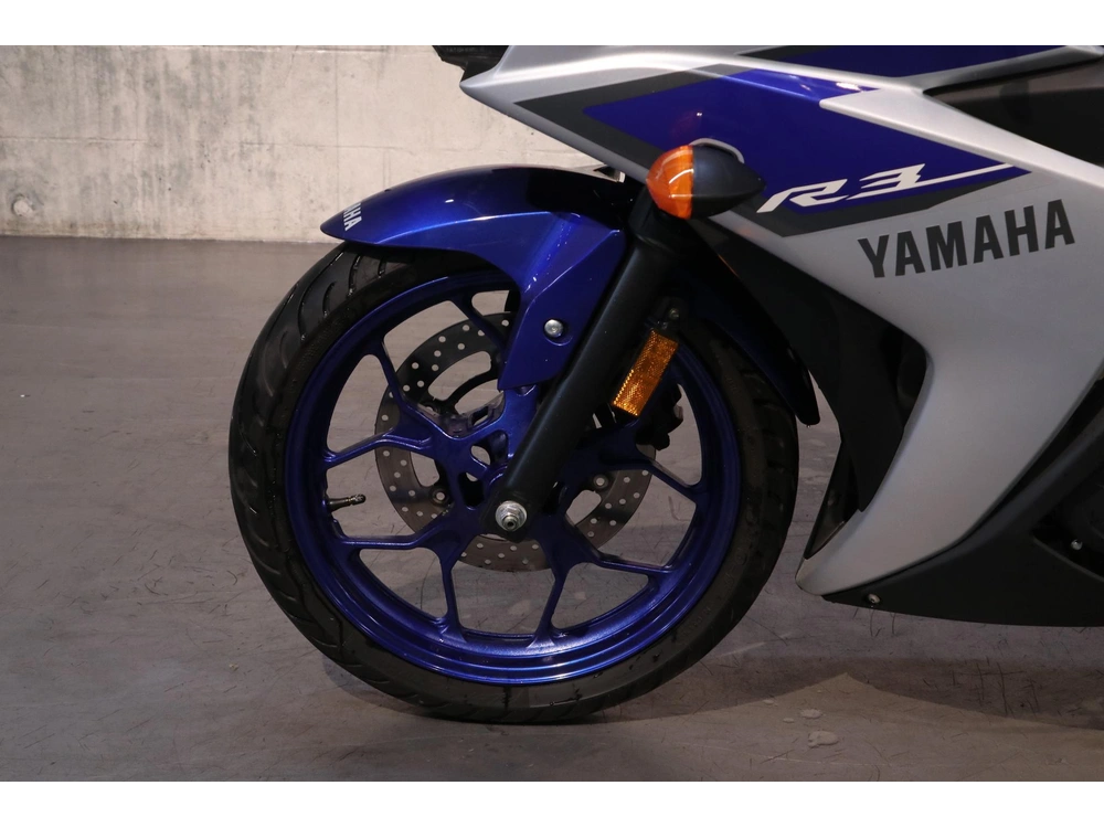 2015 Yamaha Yzf-r3 alt