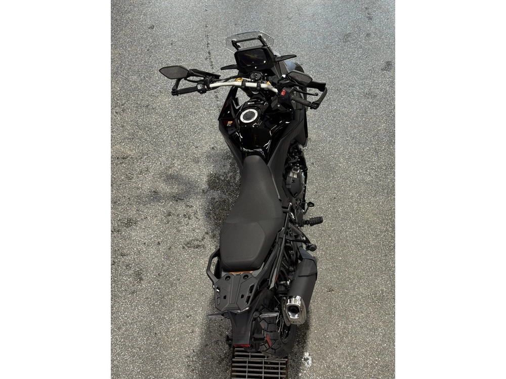 Suzuki V-strom 800de Aventu 2026 alt