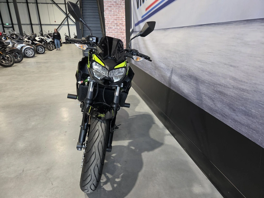 Kawasaki Z650 2020 alt